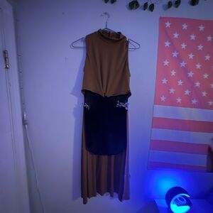 Elegant Brown and Black Sleeveless Dress